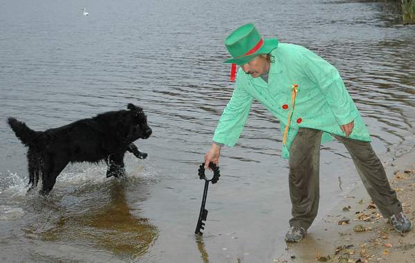 Tady máš ten klíč a zamykej